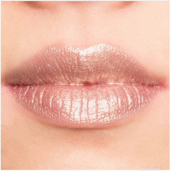 Jouer Lip Topper - Skinny Dip - Picture 4 of 7